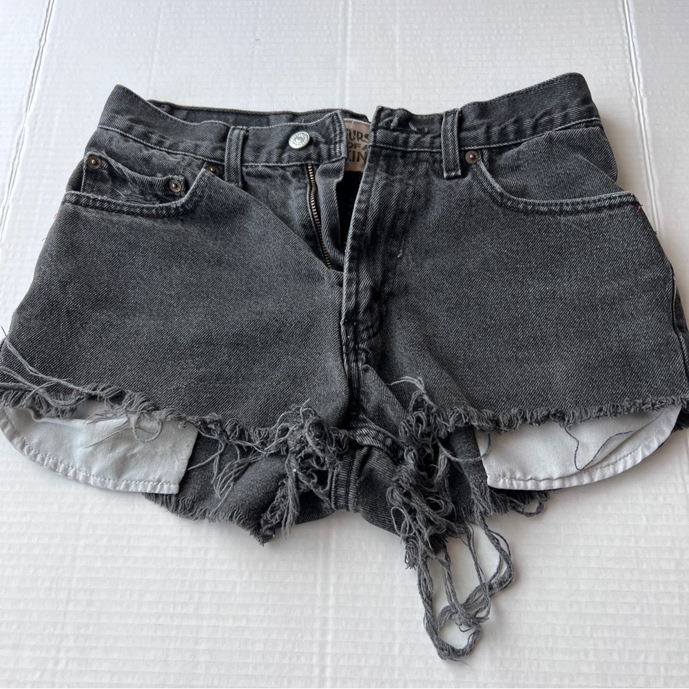 Furst Of A Kind Women's Denim Shorts Size 6 Faded Black Side Zippers Shorts